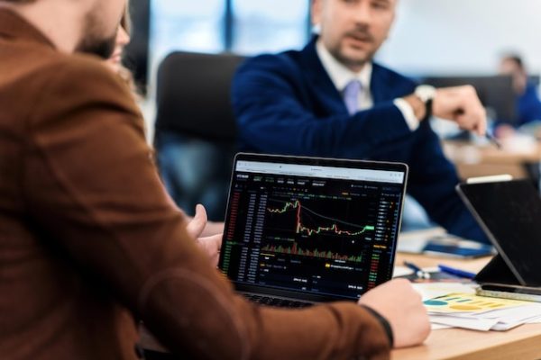 Ресейдегі ресми бинарлық опциондар брокерлері Pocket Option